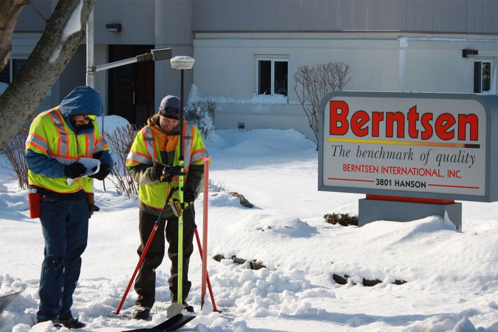 KL Engineering employee working