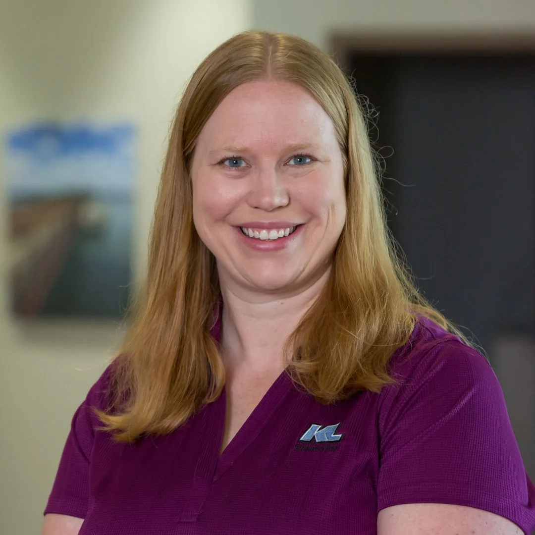 Headshot of Kelly Trac